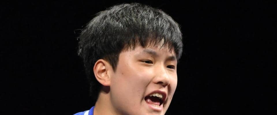 日本は優勝逃す　中国に完全アウェーの決勝で完敗　張本智和は意地のゲーム奪取も力尽く