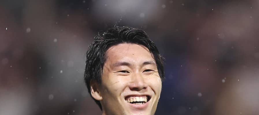 鎌田大地、ボランチからシャドーでフル出場「パレス史上最高の監督とチーム」は連勝で４位浮上