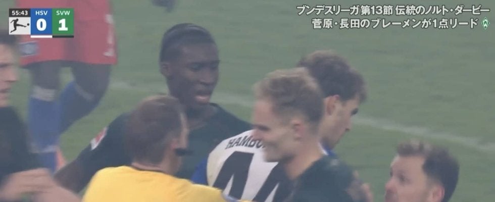 「退場させろよ！」オーバーヘッド直撃転倒→頭突き！一触即発の問題シーン「やりすぎだろ」イエロー6枚… 伝統のノルト・ダービーが大荒れ