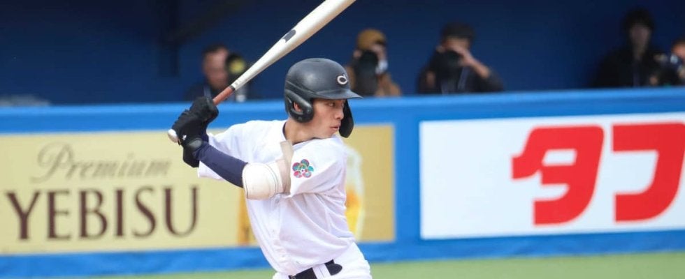 中京大中京のリードオフマンは右打ちの名手！神宮でみせた意地をセンバツの舞台でも【高校野球界の逸材】