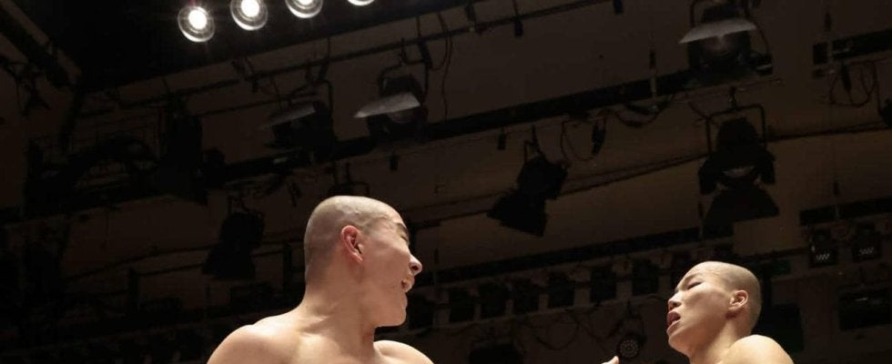 【ノア】新人３人がデビューしUFCファイター鶴屋怜の弟、鶴屋浩斗が初勝利！父浩氏も涙