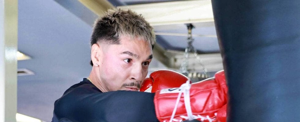 ＷＢＯフライ級王者オラスクアガ、桑原拓とのＶ４戦へ「どうやってでも勝つ」…桑原陣営はトレーナー３人体制で視察