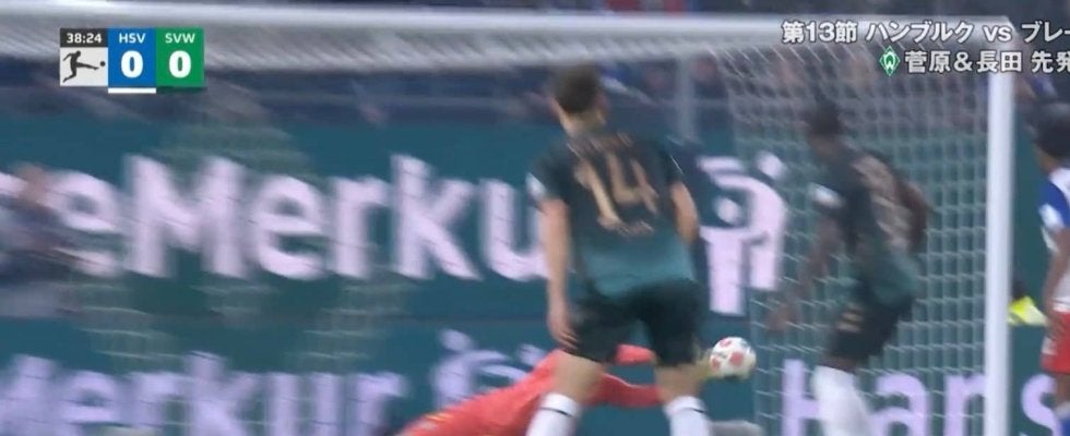 「日本代表に選んで！」ブレーメンGK長田澪が飛んだ…！ 強烈ブレ球→横っ飛び“海老反りセーブ”炸裂「これはエグい」