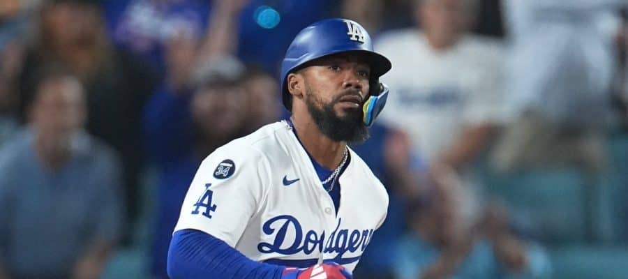 巻き起こる論争テオのトレード説も…ロバーツ監督は“否定”「彼は私たちのライトだ」