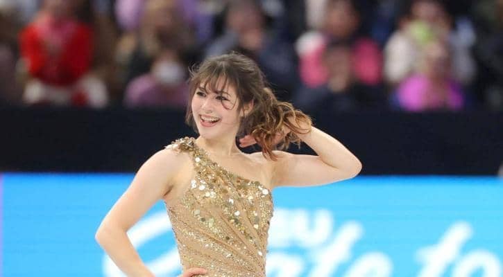 フィギュア女子　逆転Ｖの２０歳アリサ・リュウが「ああ、こんなにクールになるなんて」印象激変のドレス姿　名古屋名物も堪能で「また日本にきて」