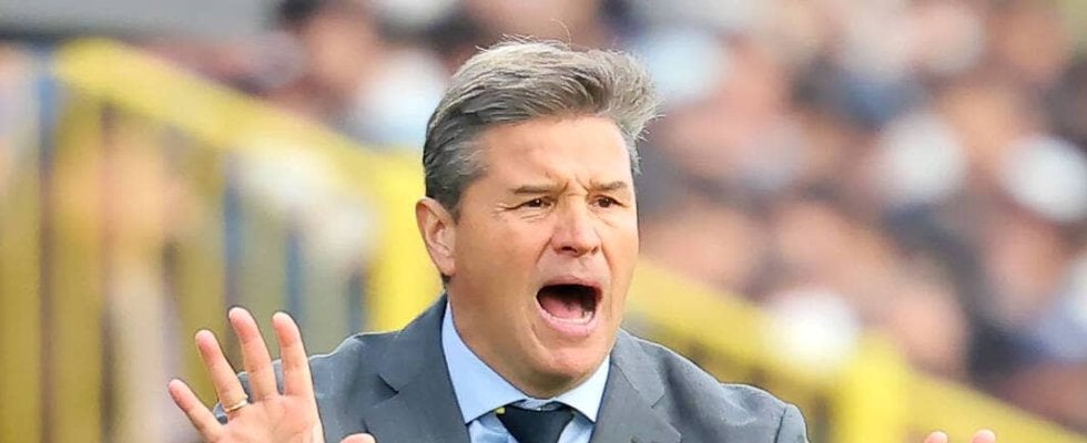 Ｊ１最優秀監督賞は柏・リカルドロドリゲス監督　５位に横浜ＦＭ指揮官、６位は東京Ｖ城福氏…選手、監督による投票