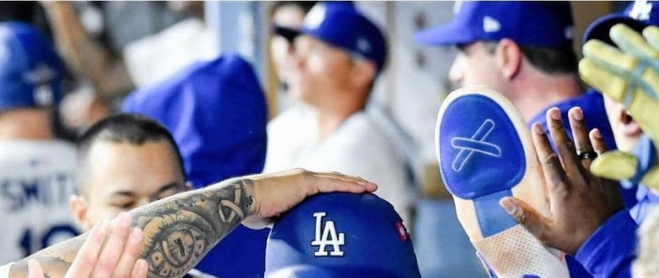 ド軍Ｖ戦士のキケ　結婚７周年「心から愛してる」妻とのやりとりが尊い♥ミスプエルトリコ、第２子妊娠中のドレス姿も輝く美しさ