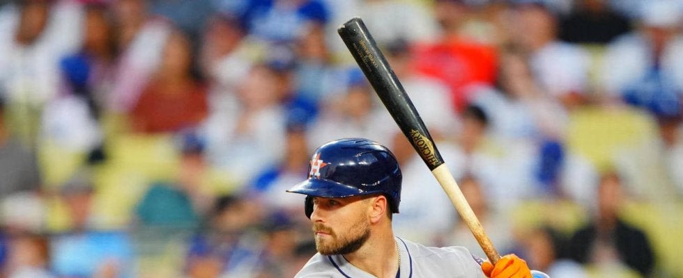 【DeNA】175cm小柄な右投げ両打ち外野手と契約合意、３Ａで44戦13発　米記者伝える