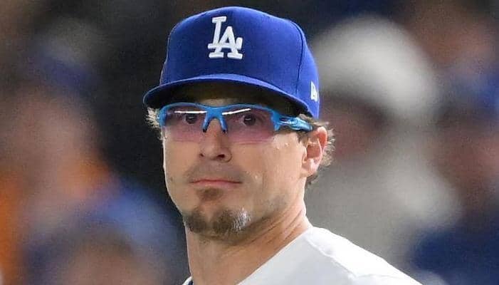 ドジャース　キケ・ヘルナンデスと再契約へ「扉を閉ざすことはない」編成本部長が注目発言「多才さ、クラブハウスでの存在感を考えれば」