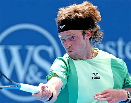  世界16位 人道貢献賞を受賞 