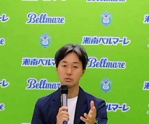 サッカーJ1湘南ベルマーレの社長と会長交代　親会社ライザップ意向
