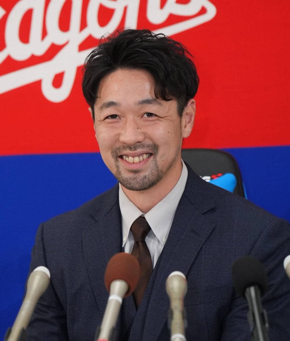 中日】楽天から移籍の「マスター」阿部寿樹は背番号「48」新たに育成