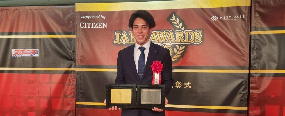 ソフトバンク５位高橋隆慶がベストナイン「自己犠牲の精神で結果残せたのが自信」社会人野球表彰式