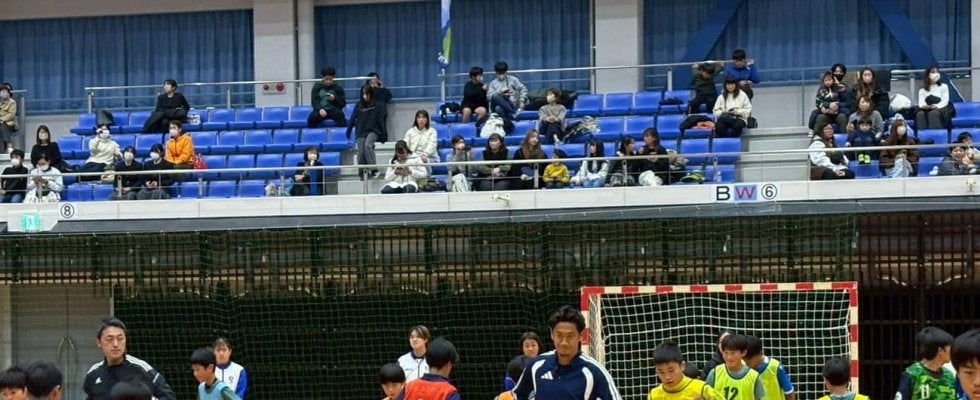 【Ｃ大阪】香川真司が熊本・水俣スポーツフェスで小中学生100人と交流　くまモンとPK対決も