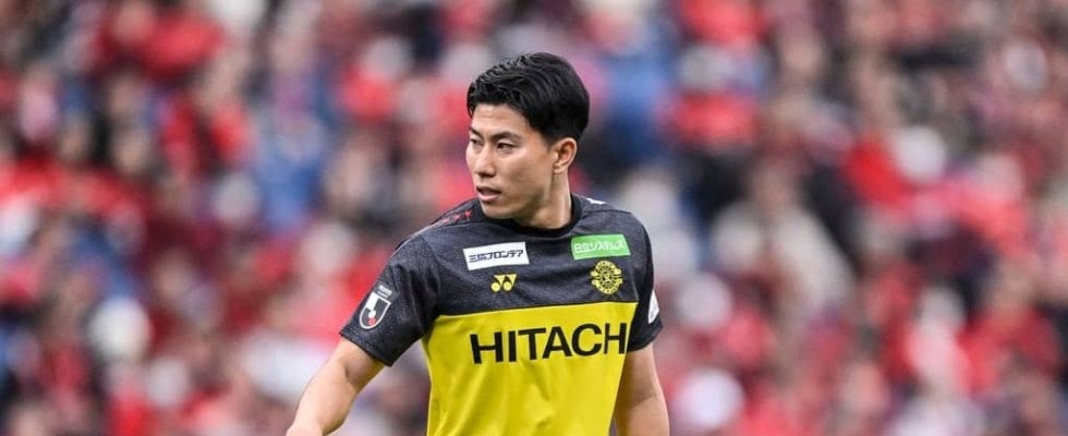 J1柏が町田戦で証明した｢エースストライカー復活｣と、時間をかけた揺さぶりにも動じない自信【｢2025年J1ベストのサッカー｣はあのチーム】(2)