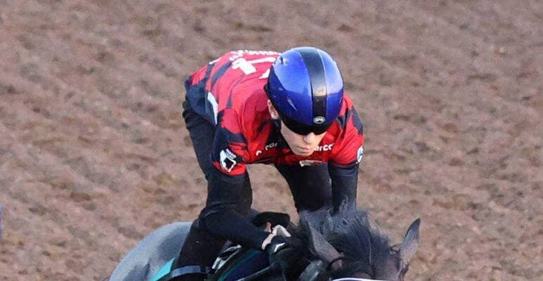 【朝日杯ＦＳ１週前】リアライズシリウスは遅れもタイムは及第点以上　津村明秀騎手「これで良くなってくれる」