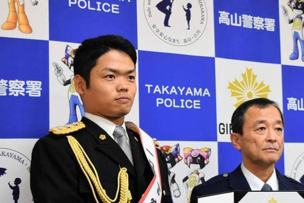 中日の根尾投手、岐阜・高山署の一日警察署長に　犯罪防止呼びかけ