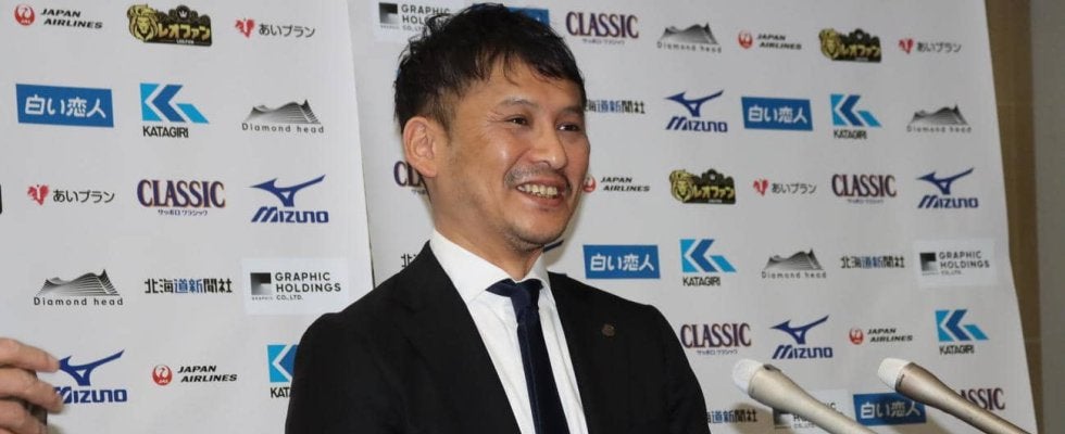 【札幌】川井健太氏が監督就任会見に出席「アタック、攻撃に特化したフットボールを展開したい」