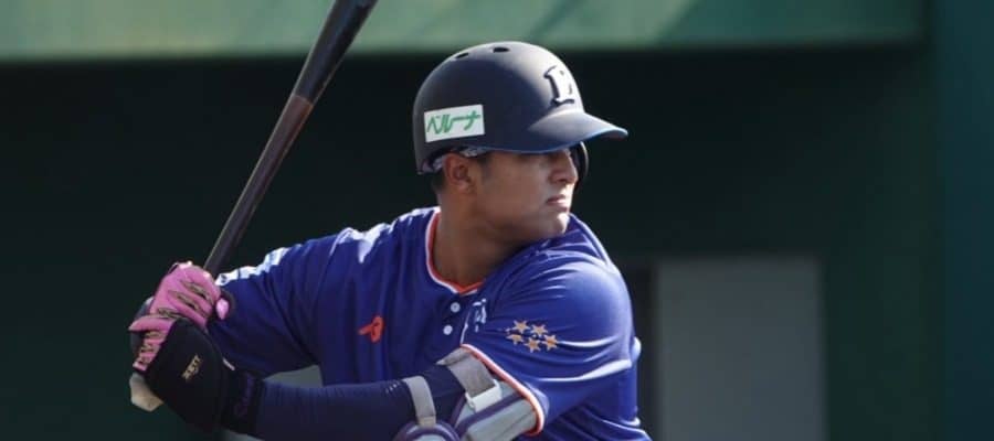 19歳の衝撃弾は“理解不能”「何で入るねん」　レジェンドと激似…力感ゼロに「意味分からん」