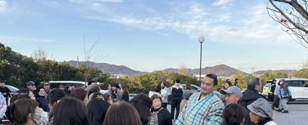 元十両の大辻が出身地の兵庫・加古川市で巡業に特別参加「気合入ったっすね」