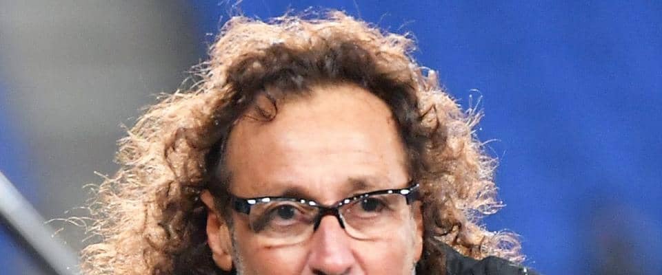 車いすの木村和司氏を盟友・ラモス瑠偉氏が押して登場　セルジオ越後とともにチェアマン特別賞　受賞スピーチでも木村氏をアシストし感動エピソード披露