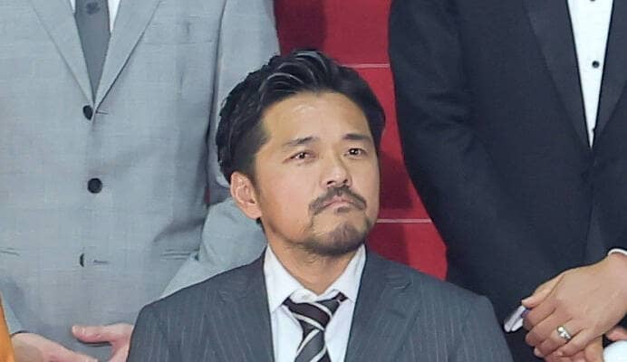 【Ｊリーグアウォーズ】Ｊリーグ功労選手賞に１１人が選出　興梠慎三さん「１人だけではここまでやってこられなかった」