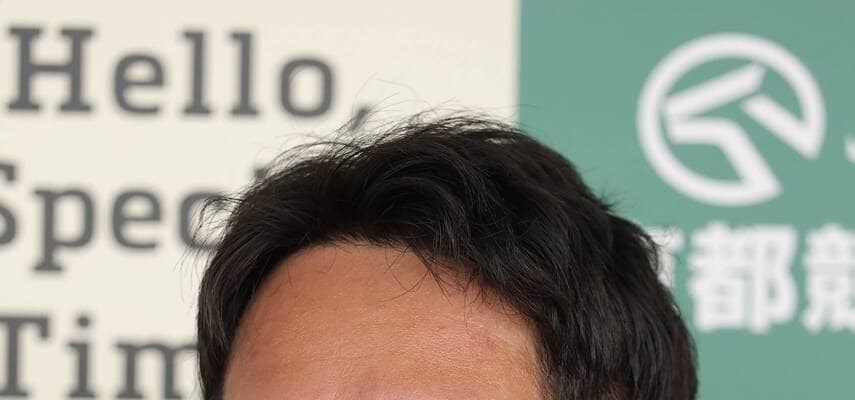 浜中俊騎手は１月中旬の復帰が目標　落馬事故で骨折した左肩と左手首の手術を受け現在はリハビリ中