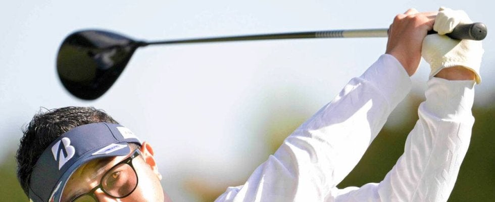 ３７歳・片岡大育が７打差逆転Ｖ…来季シード獲得　中野麟太朗はＰＯで敗れる　男子ゴルフ最終予選会