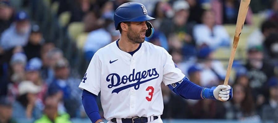 元ド軍85億円男に“朗報”　途中解雇も…日系才媛の美人妻と報告、届く祝福「何て可愛いの」