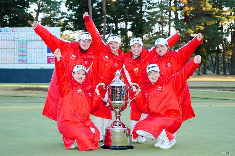 佐久間朱莉らJLPGAが史上初3連覇に挑戦 国内ツアー対抗戦3ツアーズが節目の20回大会