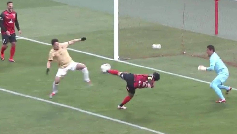 39歳元日本代表FWの現役さながらのゴール