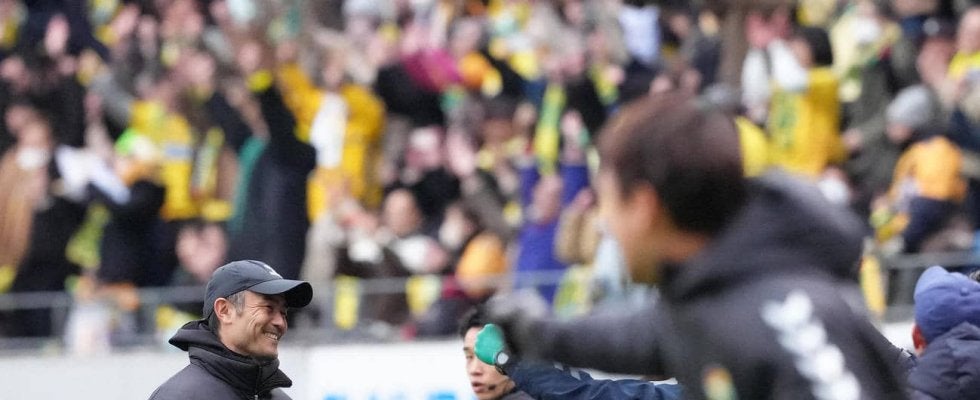 【J1昇格PO】千葉を昇格に導いた小林監督、去就は「分からない」今季で満了…動向どうなる