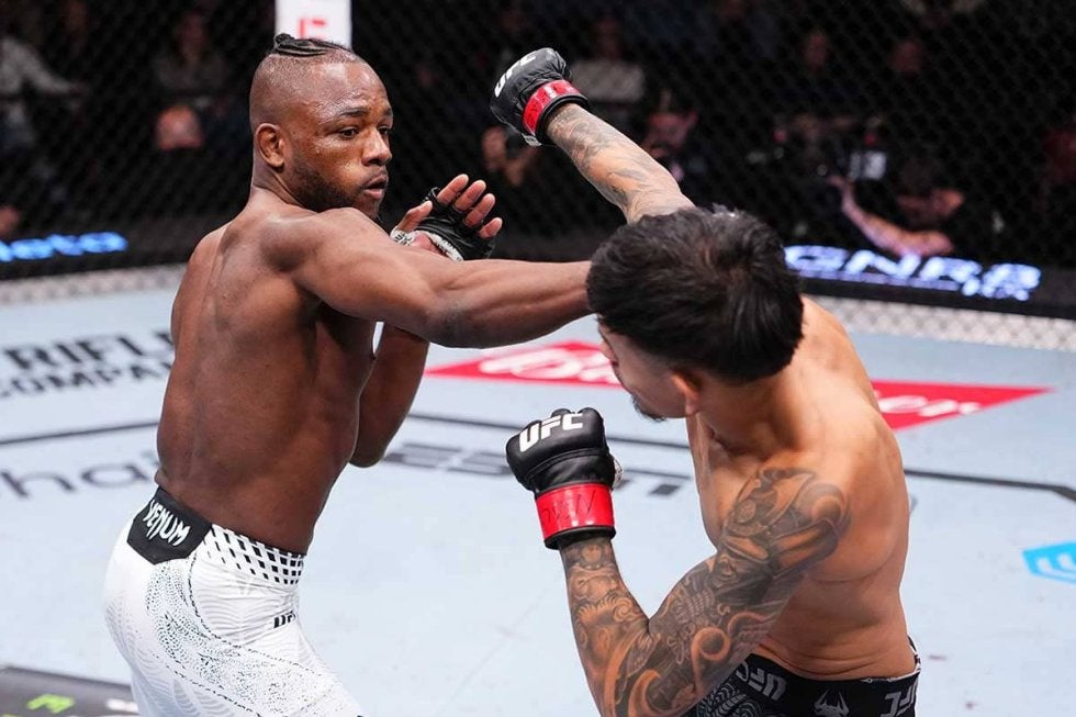 UFCファイトナイト」で1回TKO勝ちを飾ったマネル・ケイプが9位→6位に