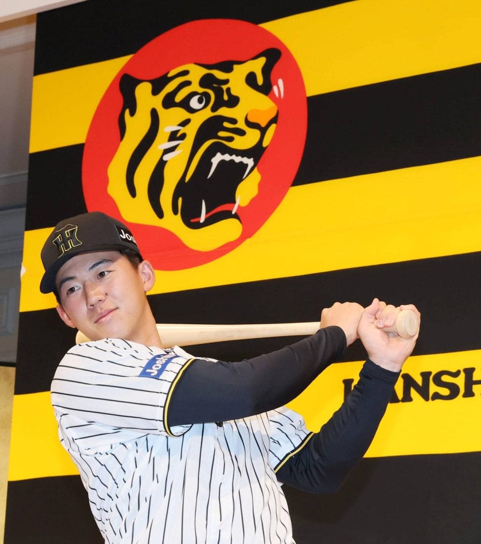 【阪神】新人がファンミーティング参加　立石正広、初任給で「いい自転車」岡城快生は笑い誘う