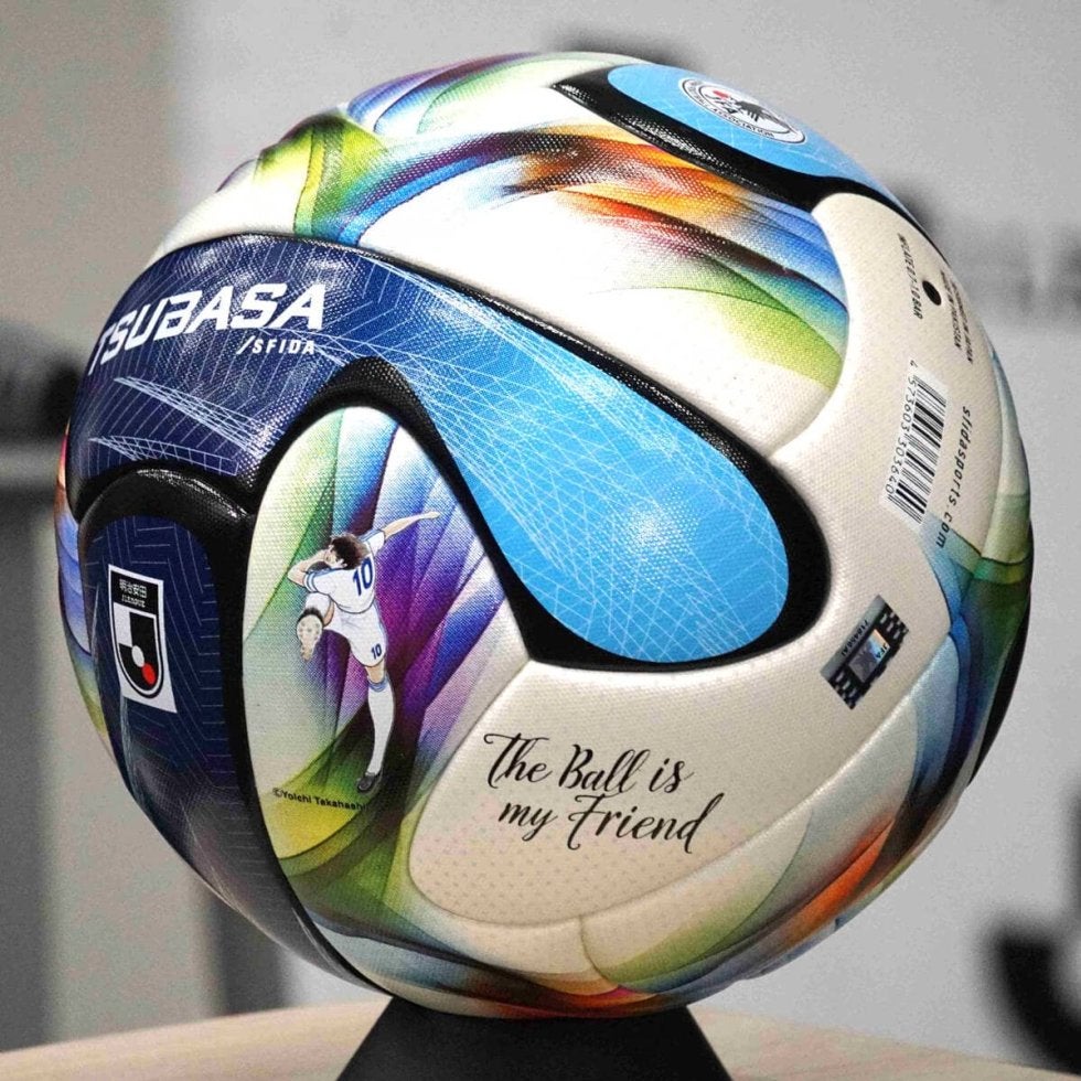Ｊリーグが“キャプテン翼モデル”公式球導入へ「百年構想リーグ」で採用…大空翼のシュート場面をデザイン