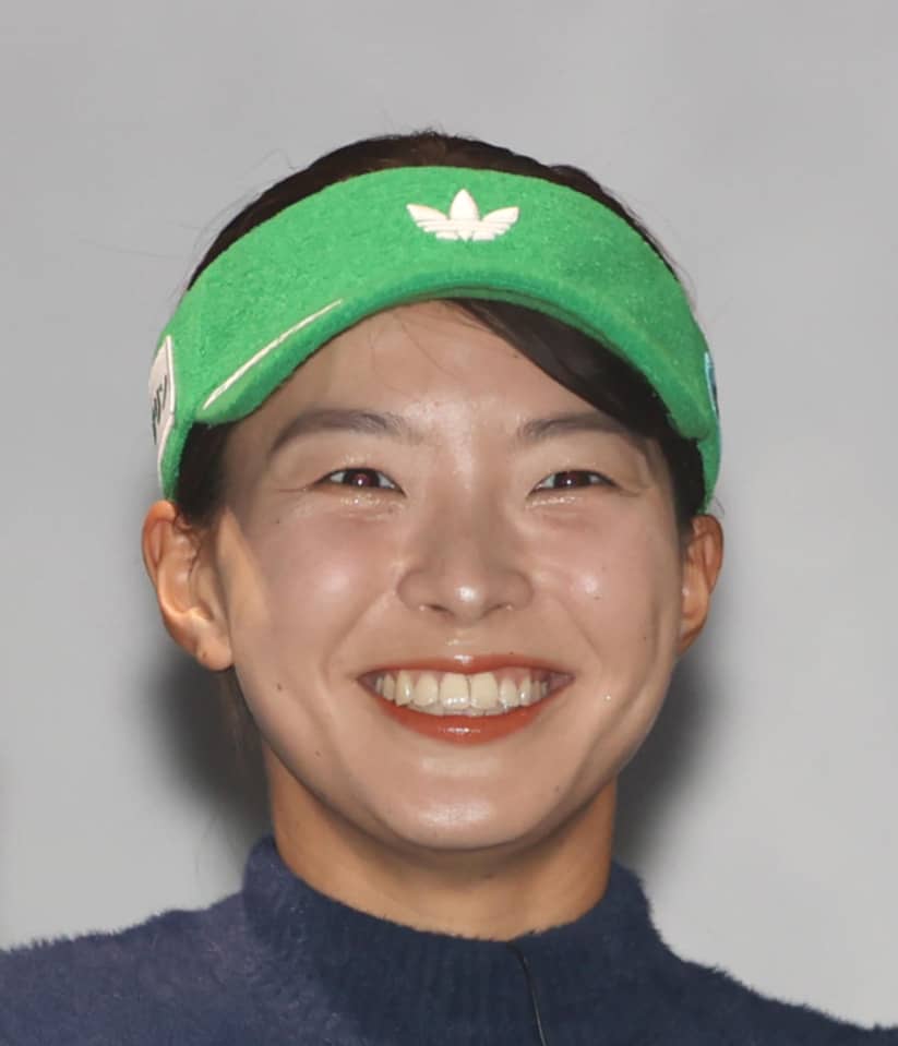 渋野日向子「前髪できました」マネジャー写真披露　「また違う可愛さ」「大人な感じ」と好評