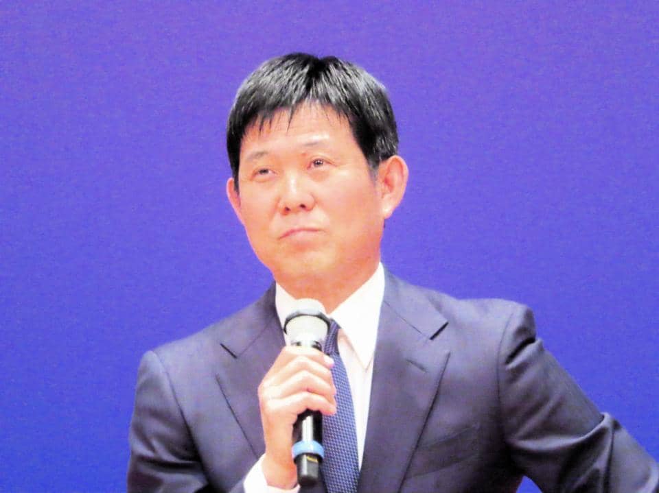 森保監督も落胆隠せず　左膝前十字靱帯断裂の南野拓実に言及「非常に残念で悲しい」「本人が一番痛い」