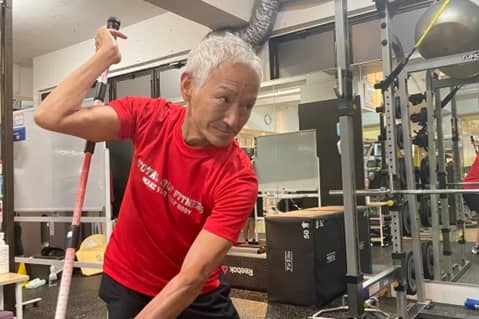 スイングスピード向上！シニア向けゴルフエクササイズ〜肩編〜