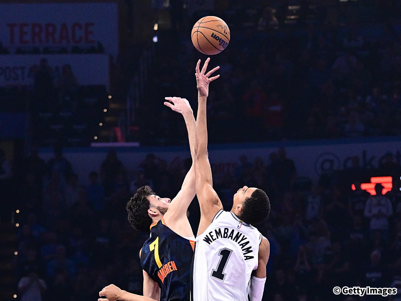 ウェンバンヤマがホルムグレンとのライバル関係を否定「比較にならない」その真意と両者の現在地