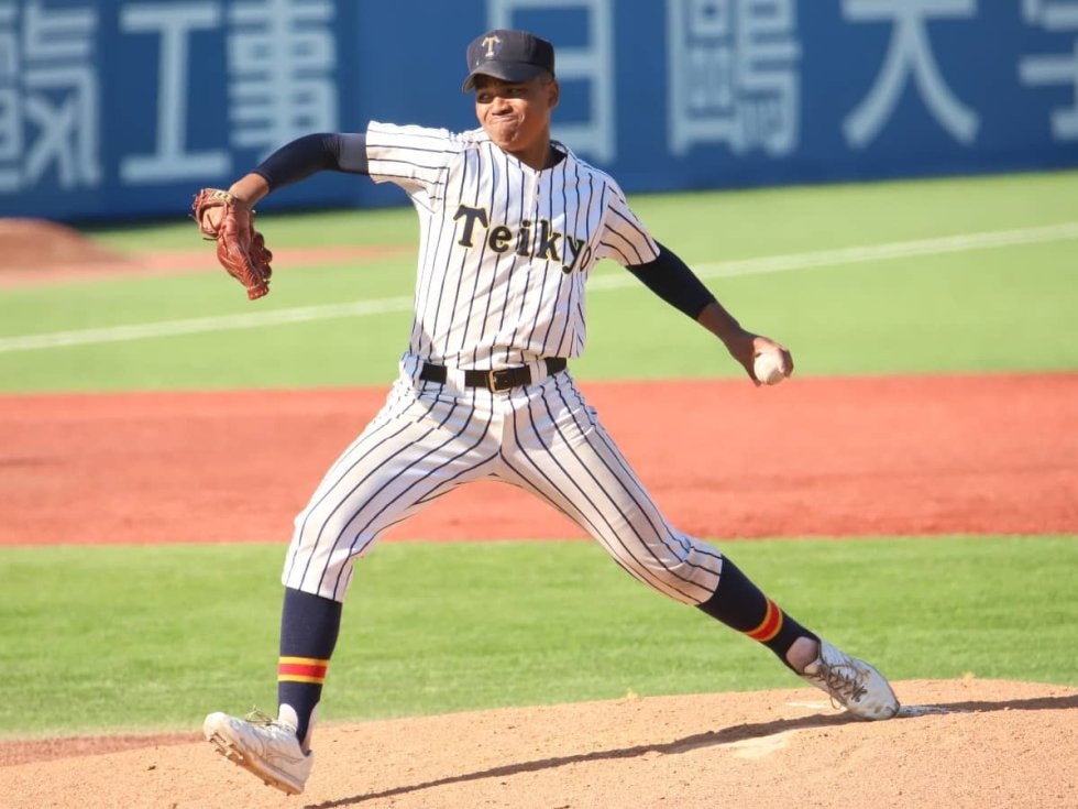 187センチの帝京・仁禮は変則フォームで打者を「幻惑」、超強豪校を