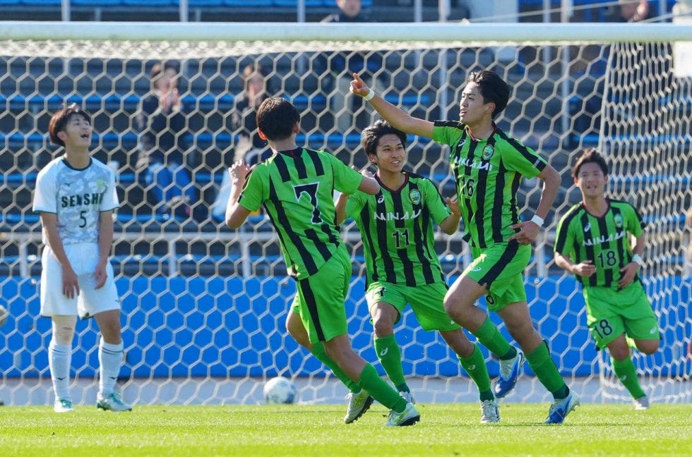 高校サッカー】広島皆実が12年ぶり初戦突破！杉山決死のクリア、専大