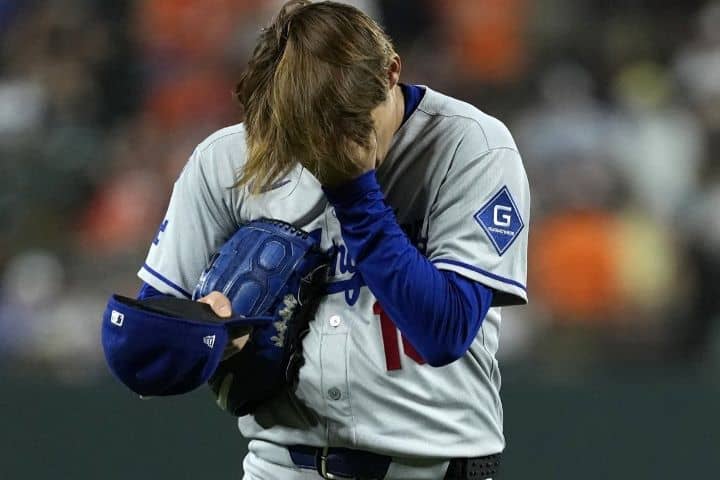 「信じられないものを見た」山本由伸“ノーヒッター”が崩れた9回二死　同僚が明かした舞台裏と「気の毒」な心情【ドジャース回顧録 vol.9】