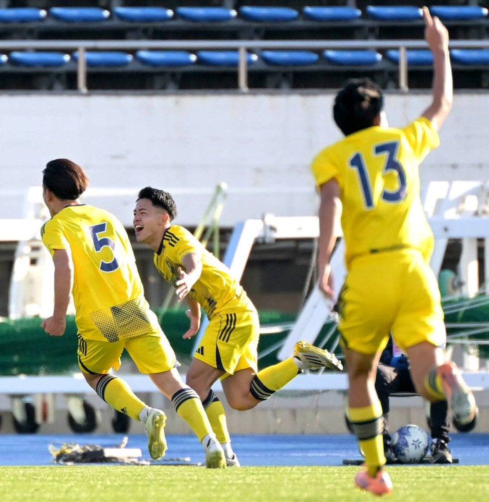 【高校サッカー】２０２６年も“茨城旋風”　鹿島学園が堀越を４-１で下し、１７大会ぶりの８強進出