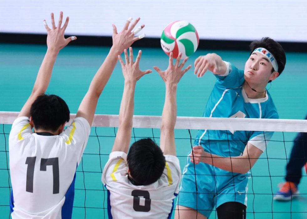 宿敵破った清風、エース退場のアクシデントも、尾崎亮太「仲間信じて打った」　春高バレー