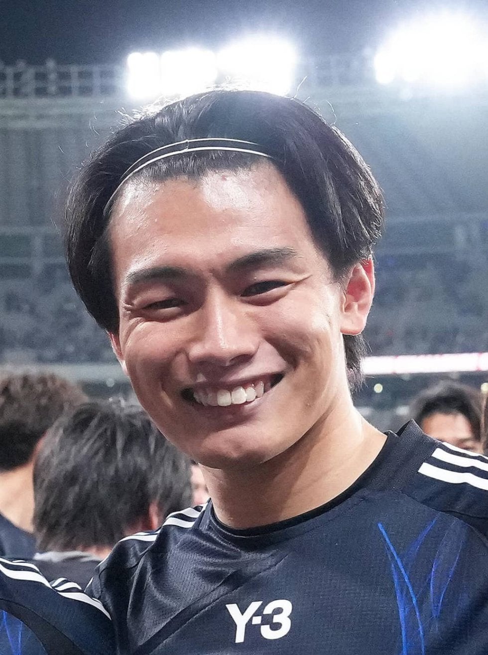 上田綺世 絶妙パスで今季初アシスト