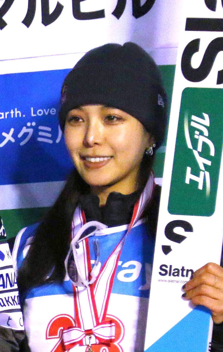 【ジャンプ】高梨沙羅、４大会連続五輪代表に内定　スーツ規定違反の失格から４年、雪辱のミラノ五輪へ…２０日からＷ杯蔵王大会