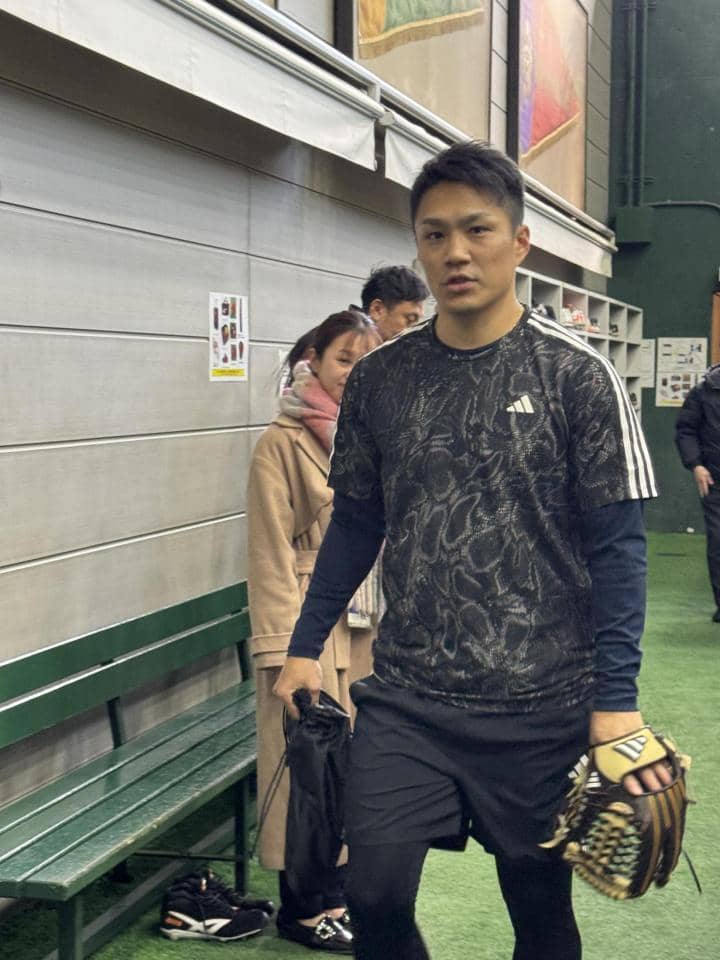巨人・則本 ジャイアンツ球場で初練習