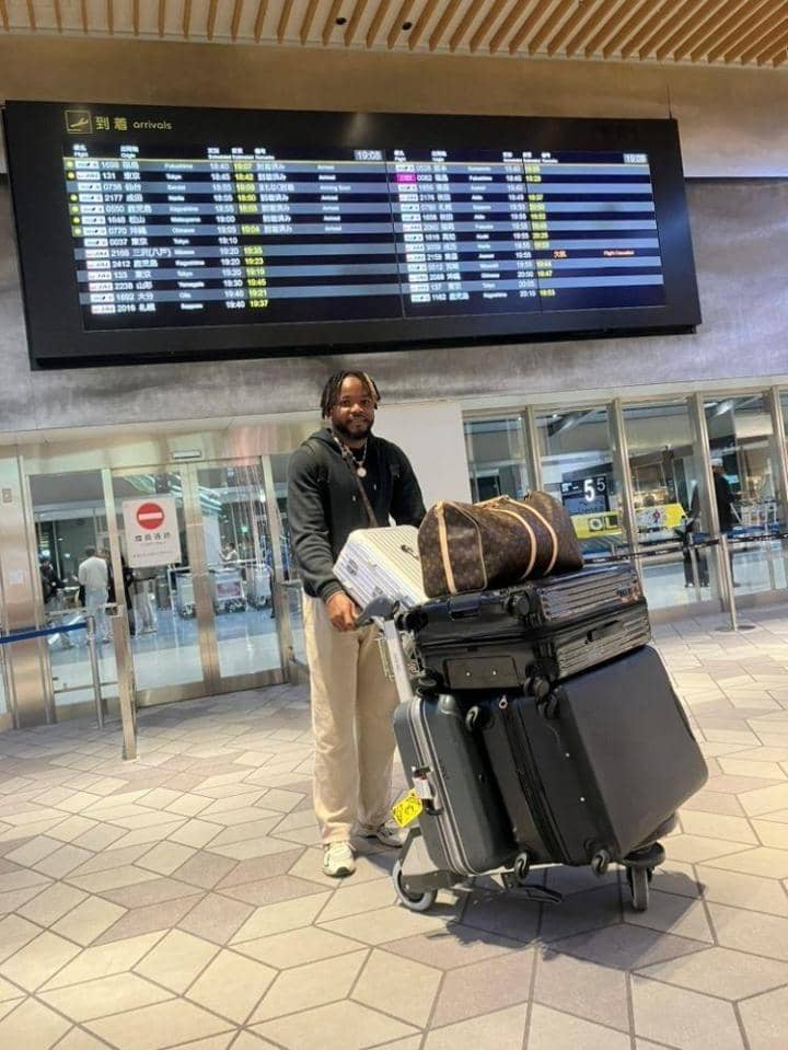 阪神・ドリスが再来日「第二の故郷に」