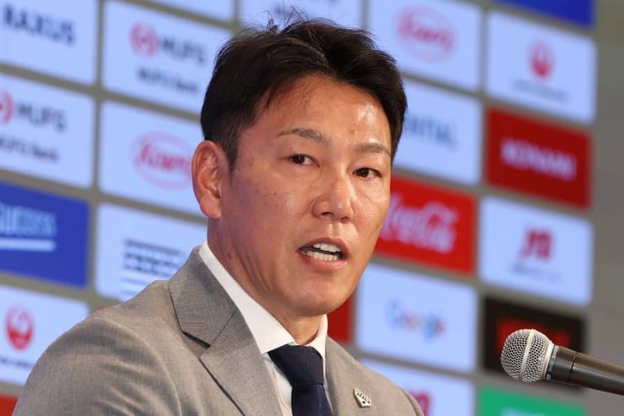 侍J遊撃手 打撃の小園か守備の源田か