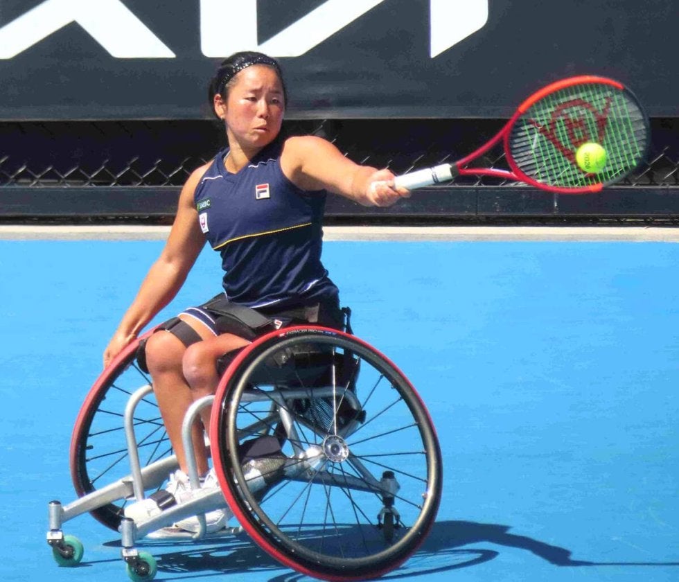 上地結衣 56分の快勝で全豪OP4強